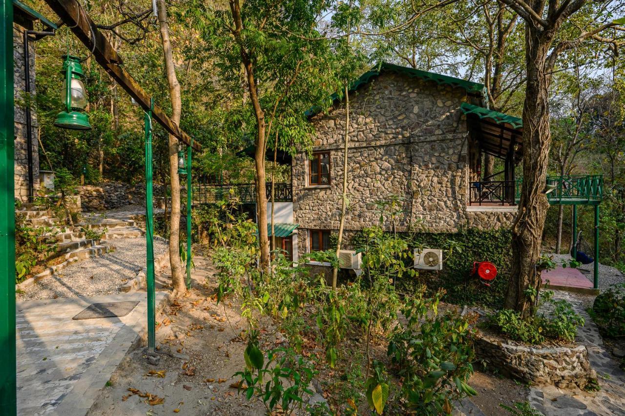 Neemrana'S Glasshouse On The Ganges Rishikesh Exterior photo